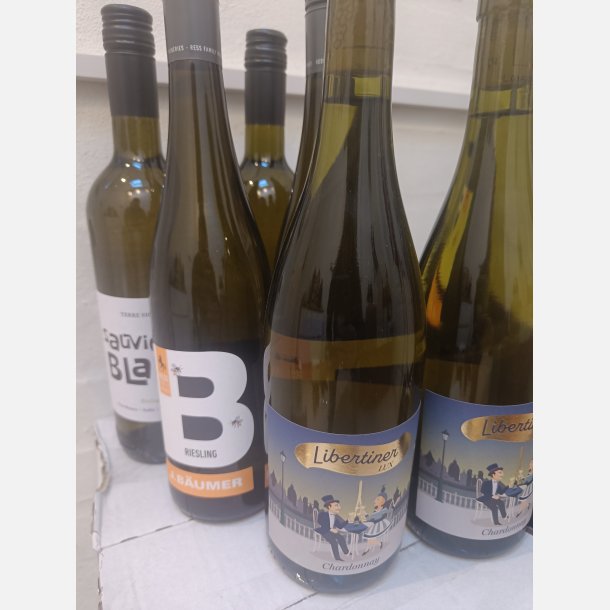 M�neds smagekasse HVIDVIN